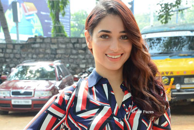 tamannah-at-queen-movie-launch